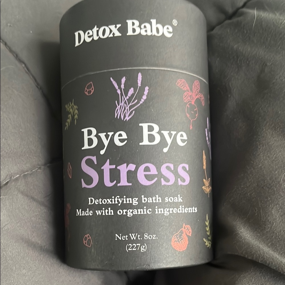 Bye Bye Stress Bath Soak - Black